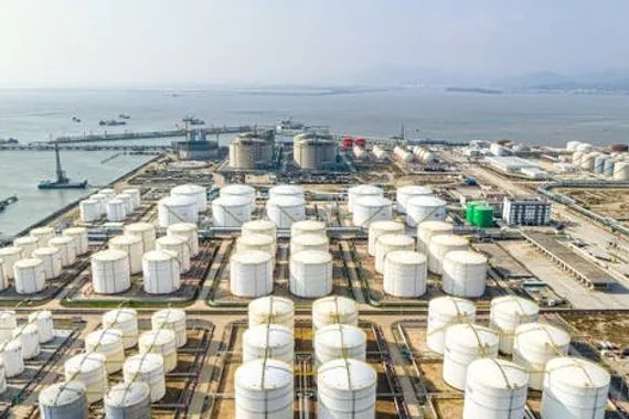 واردات الصين من النفط ترتفع 8 2 في أكتوبر مع تشغيل المصافي بأقصى طاقتها