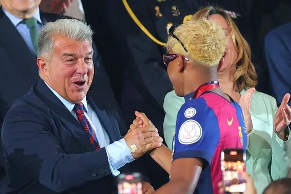 لابورتا يامال أفضل لاعب في العالم