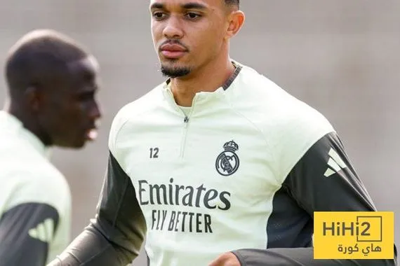 ماذا ينقص أرنولد لكي ينجح مع الريال