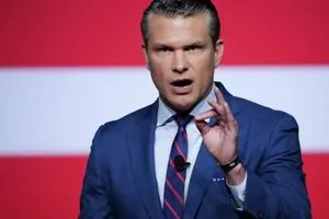 وزير الحرب الأمريكي يحذر اللحظة الحالية تشبه ما قبل الحرب العالمية الثانية