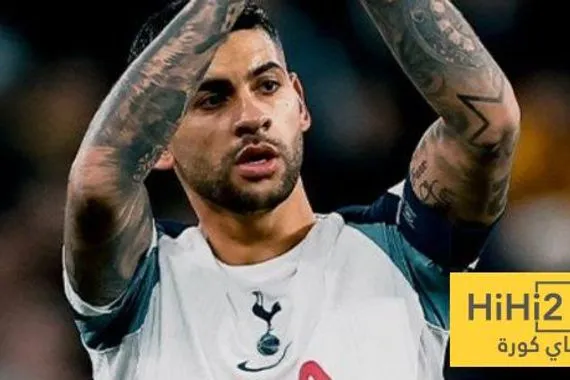 روميرو يغادر مباراة مانشستر يونايتد