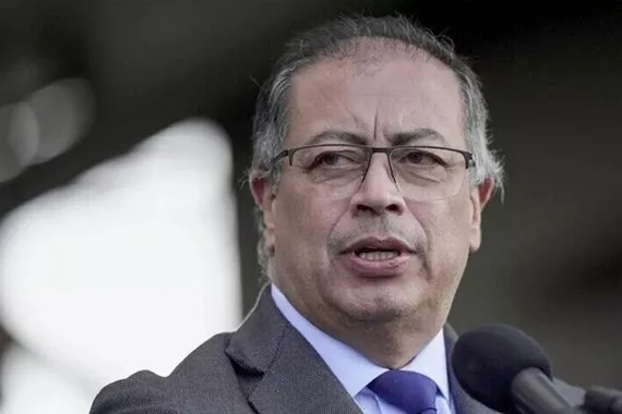 بيترو يهاجم ترامب السلام الأمريكي فشل في حل الصراعات