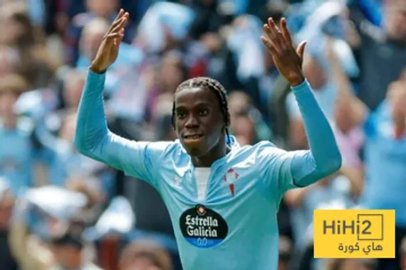 مواجهة خاصة بين برشلونة ولاعبيه السابقين