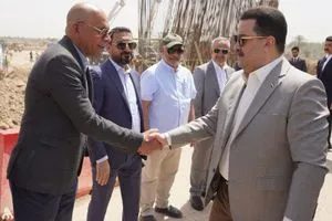 السوداني يجري جولة ميدانية لمتابعة تقدم العمل في مشروع جسر غزّة