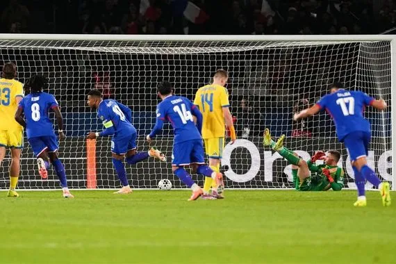 برباعية في أوكرانيا فرنسا تصعد لكأس العالم 2026