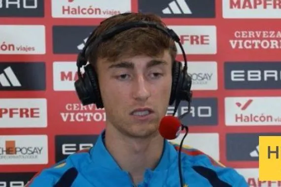 هويسين يكشف طبيعة علاقته بـ لامين يامال