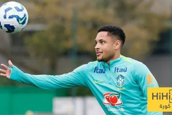 بعد مغادرة برشلونة هل يعود فيتور روكي إلى أوروبا