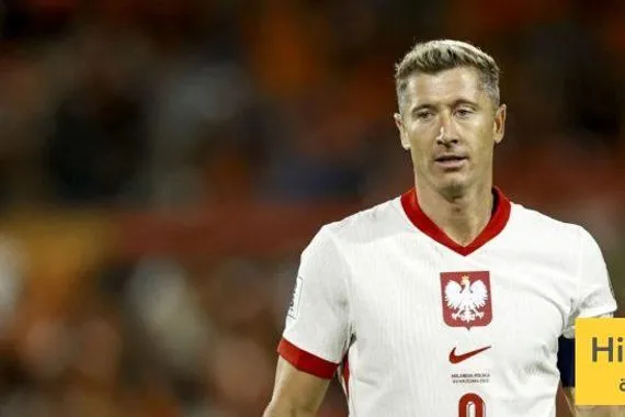 ليفاندوفسكي يقود تشكيلة بولندا الرسمية للقاء هولندا