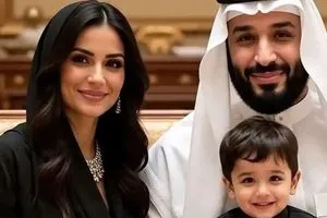 زوجة محمد بن سلمان تثير ضجة على السوشيال ميديا