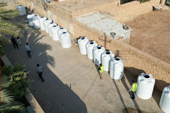 لمواجهة أزمة المياه شباب الأنبار يطلقون مبادرة مسرة لدعم عائلات الرطبة صور شفق نيوز