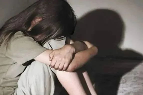 الأمن اللبناني يعتقل أب اعتدى على بناته وابنه جنسياً شفق نيوز