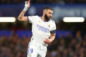 بنزيما عودتي لريال مدريد واردة وفينيسيوس قد يفوز بالكرة الذهبية