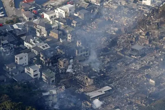 وفاة شخص وتضرر أكثر من 170 بناية بحريق ضخم جنوب اليابان شفق نيوز