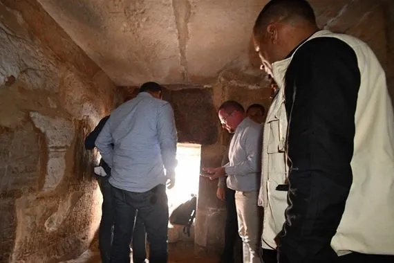 الملك شوشنق الثالث تفاصيل تابوت غامض في مصر