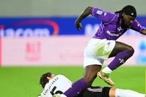 الشوط الأول يوفنتوس يتقدم على فيورنتينا بهدف نظيف