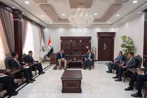 محافظ الأنبار يبحث التعاون مع وفد من السفارة الأسترالية