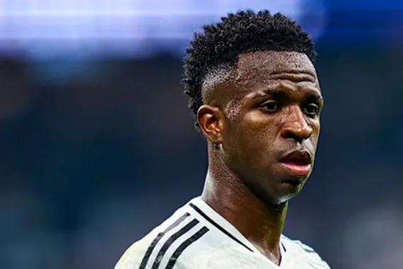 مفاوضات تجديد عقد فينيسيوس متوقفة منذ أشهر