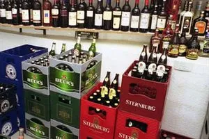 السعودية تعتزم فتح المزيد من محال بيع الخمور