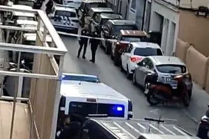 مدريد اطلق النار على مراهق يهاجم المارة مردداً الله أكبر شفق نيوز