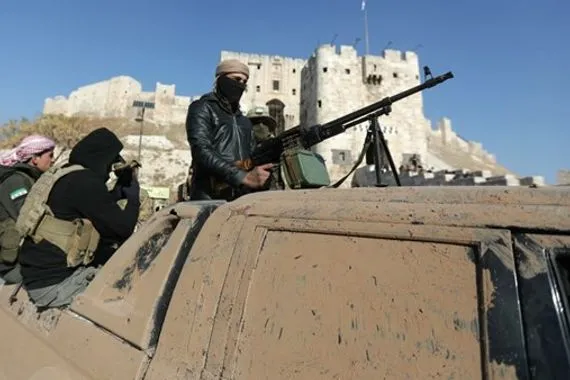 مقاتلون أجانب يتمركزون في الساحل السوري وسط مخاوف من تصعيد دموي