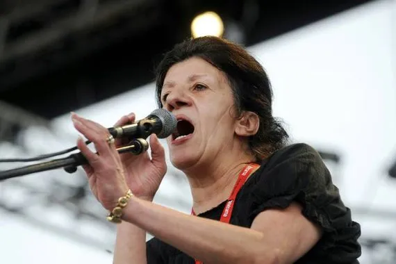 وفاة الممثلة الجزائرية بيونة Azzaman