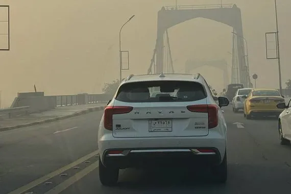 غمامة سوداء تغطي سماء بغداد والأهالي يناشدون معالجة التلوّث