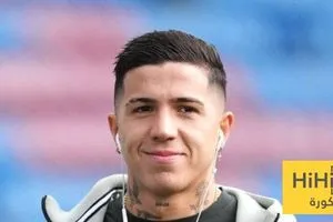 معدل أعمار تشكيلة تشيلسي أمام برشلونة