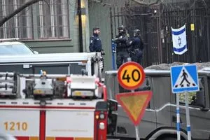 سويدي يقرّ بتكليفه مهاجمة سفارة إسرائيل في الدنمارك