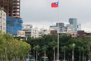 الصين تهدد بـ سحق أي تدخل أجنبي في تايوان شفق نيوز