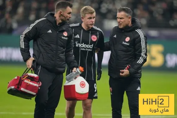 هدية غير متوقعة لبرشلونة من فرانكفورت