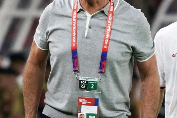 دولي سابق أرنولد يستحق البقاء مع المنتخب الوطني لفترة طويلة