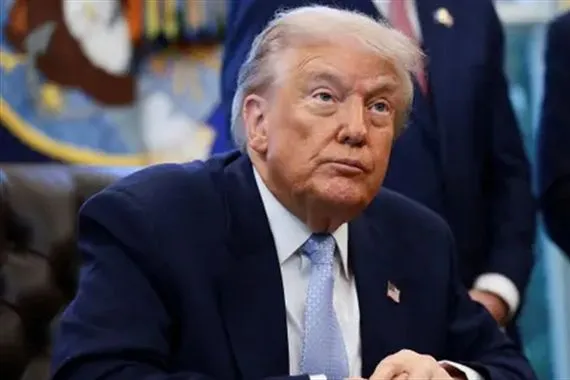 هل بضمنهم عراقيون ترامب يصدر أمرا يخص الحاصلين على لجوء وإقامة من 19 دولة