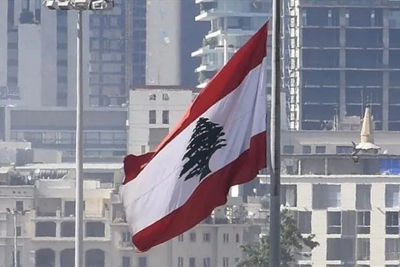 مسيرة صهيونية تستهدف سيارة في بلدة القنطرة جنوب لبنان