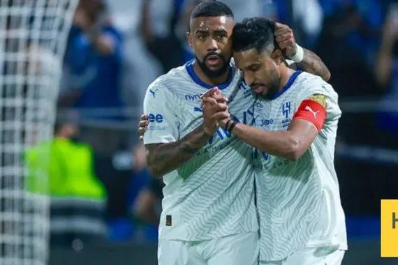 نتائج آخر 5 مواجهات بين الهلال والفتح