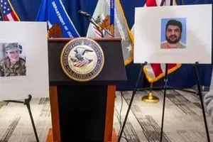 عمل بالمخابرات الأميركية تفاصيل مثيرة عن منفذ هجوم البيت الأبيض شفق نيوز