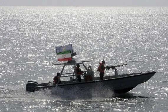 الحرس الثوري يعلن توقيف سفينة أجنبية محملة بوقود مهرب في الخليج وكالة بغداد اليوم الاخبارية