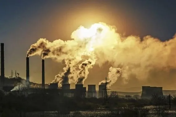 نائب يدعو لاعتماد استراتيجية عاجلة لإنقاذ سكان بغداد من الدخان البنفسجي