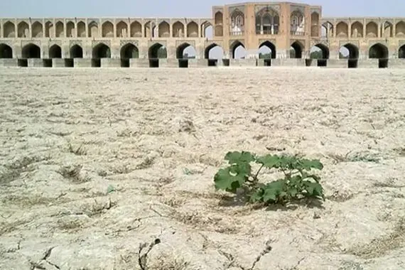 تراجع الأمطار يتجاوز 80 إيران تشهد أشد جفاف مائي منذ ستة عقود شفق نيوز