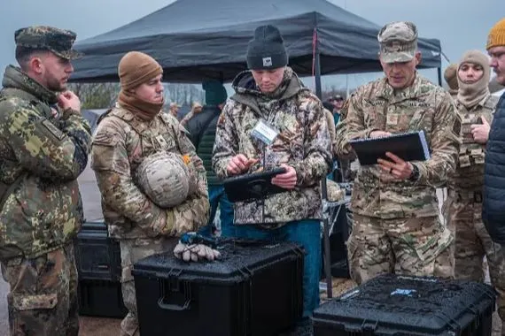 مصيدة الذباب الناتو يكشف مشروعاً أميركياً لمواجهة المسيّرات شفق نيوز