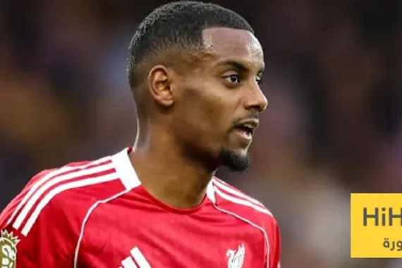 صورة احتفال ساخر بهدف إيزاك الأول مع ليفربول