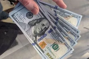 الدولار يسجل صعوداً جديداً في بغداد