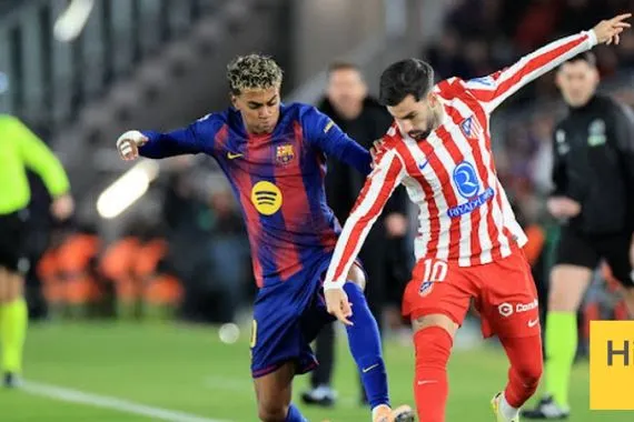 جوني يغادر مباراة برشلونة مصابا