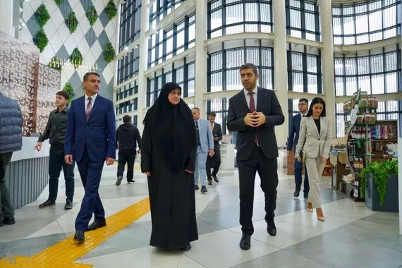 وزيرة الاتصالات تصل إلى أذربيجان لمتابعة تنفيذ الاتفاقيات الثنائية بين البلدين وكالة الانباء العراقية واع