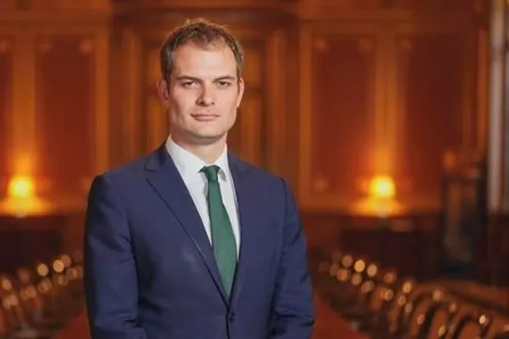 وزير بريطانيا لشؤون الشرق الأوسط يعترف بانتهاك إسرائيل لشروط وقف اطلاق النار