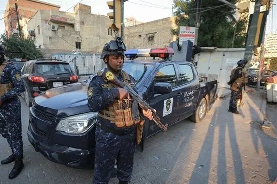 اعتقال متهمين بحرق محل للحلاقة في البصرة