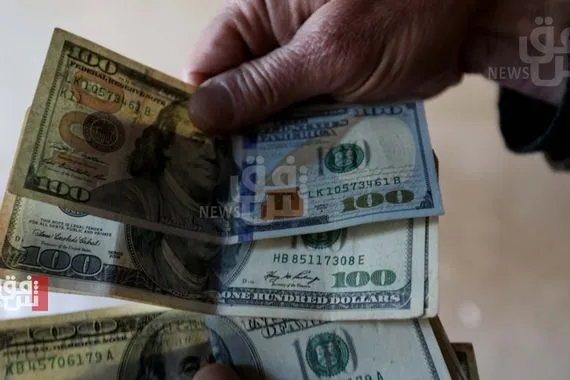 بعد صعود استمر لأيام الدولار ينخفض مقابل الدينار في بغداد وأربيل شفق نيوز