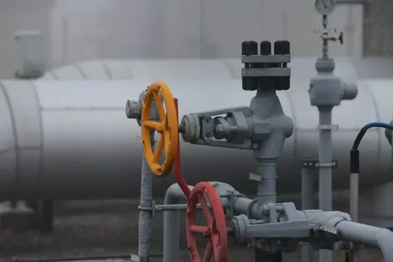 اتفاق أوروبي أولي لوقف استيراد الغاز الروسي بالكامل شفق نيوز