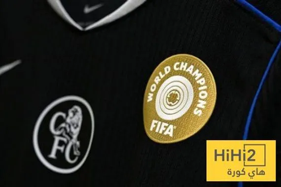 تشيلسي بالقميص الثالث أمام ليدز صورة