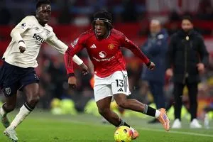 مانشستر يونايتد يهدر فوزا ثمينا على وست هام وكالة الانباء العراقية واع