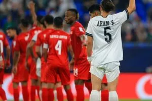 مدرب يدعو إلى حماية لاعبي العراق من هجمات مواقع التواصل